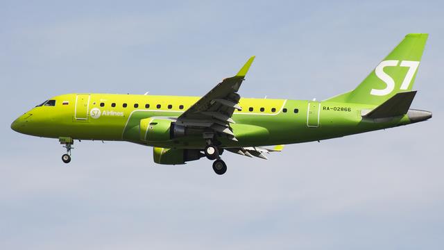RA-02866::S7 Airlines